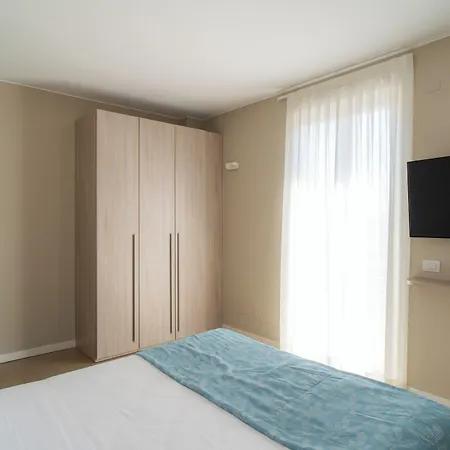 Aparthotel San Marco Suites&apartments 4*